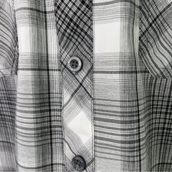 ORVIS Men’s Short Sleeve Black Gray & White Plaid Shirt Size L 100% Polyester - Picture 6 of 11